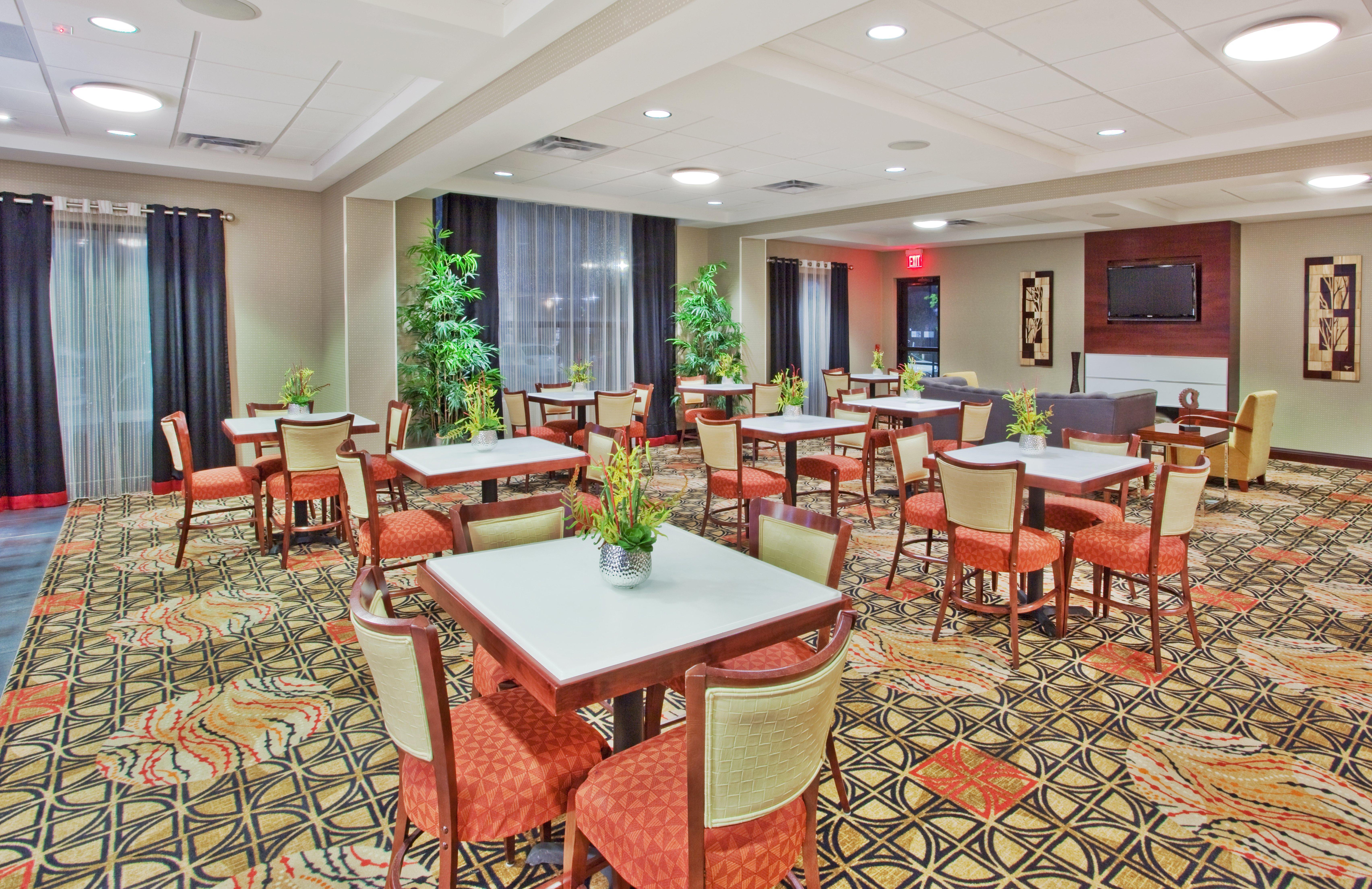 Holiday Inn Express Hotel & Suites Atlanta-Cumming By Ihg Exterior foto