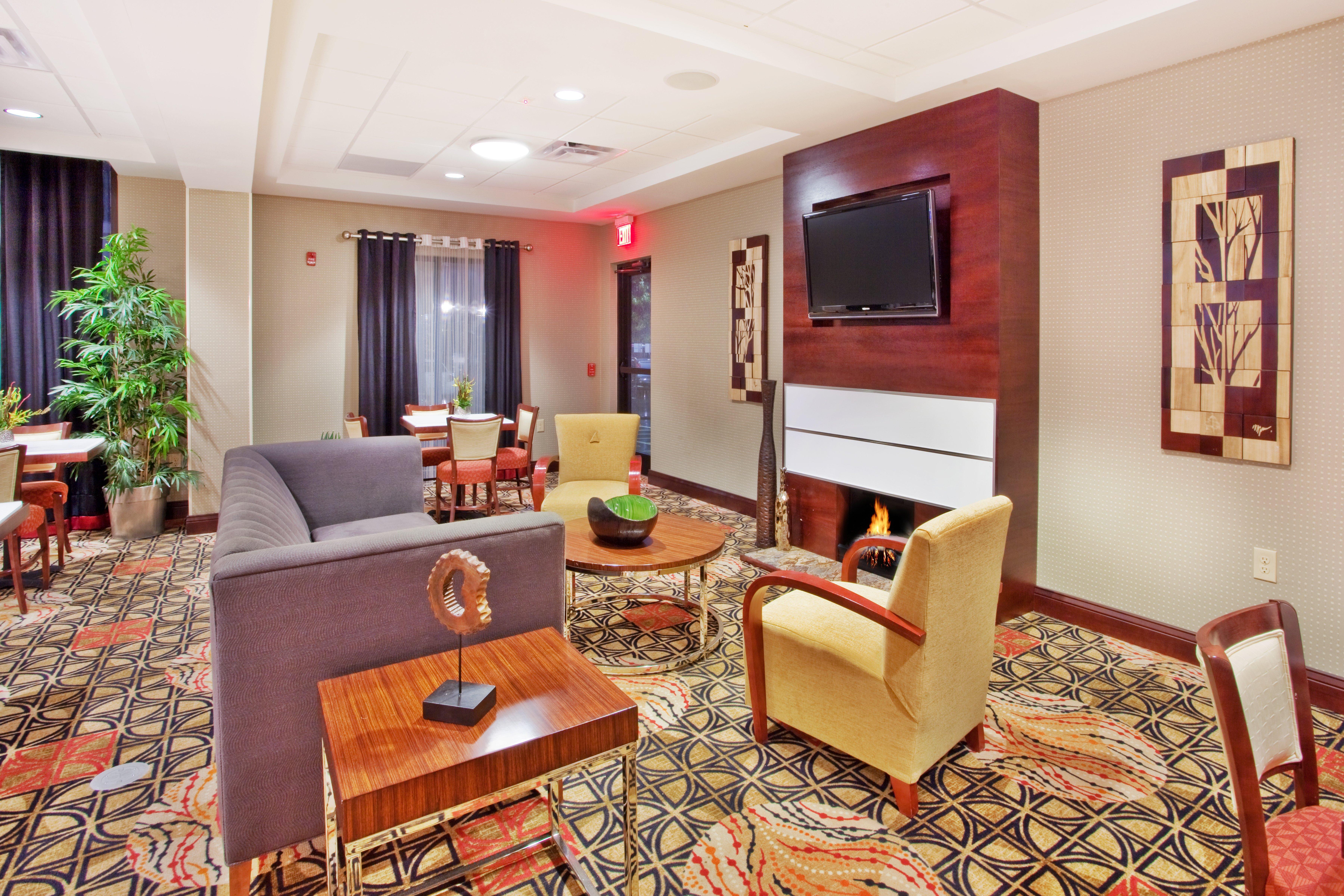 Holiday Inn Express Hotel & Suites Atlanta-Cumming By Ihg Exterior foto